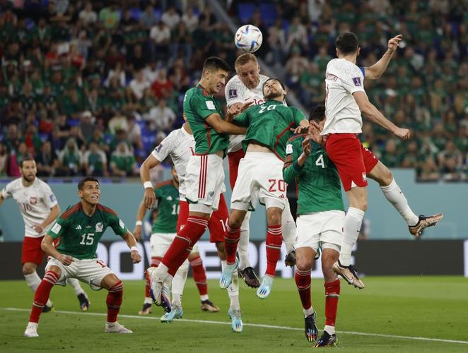 墨西哥队vs波兰队谁先开球的相关图片